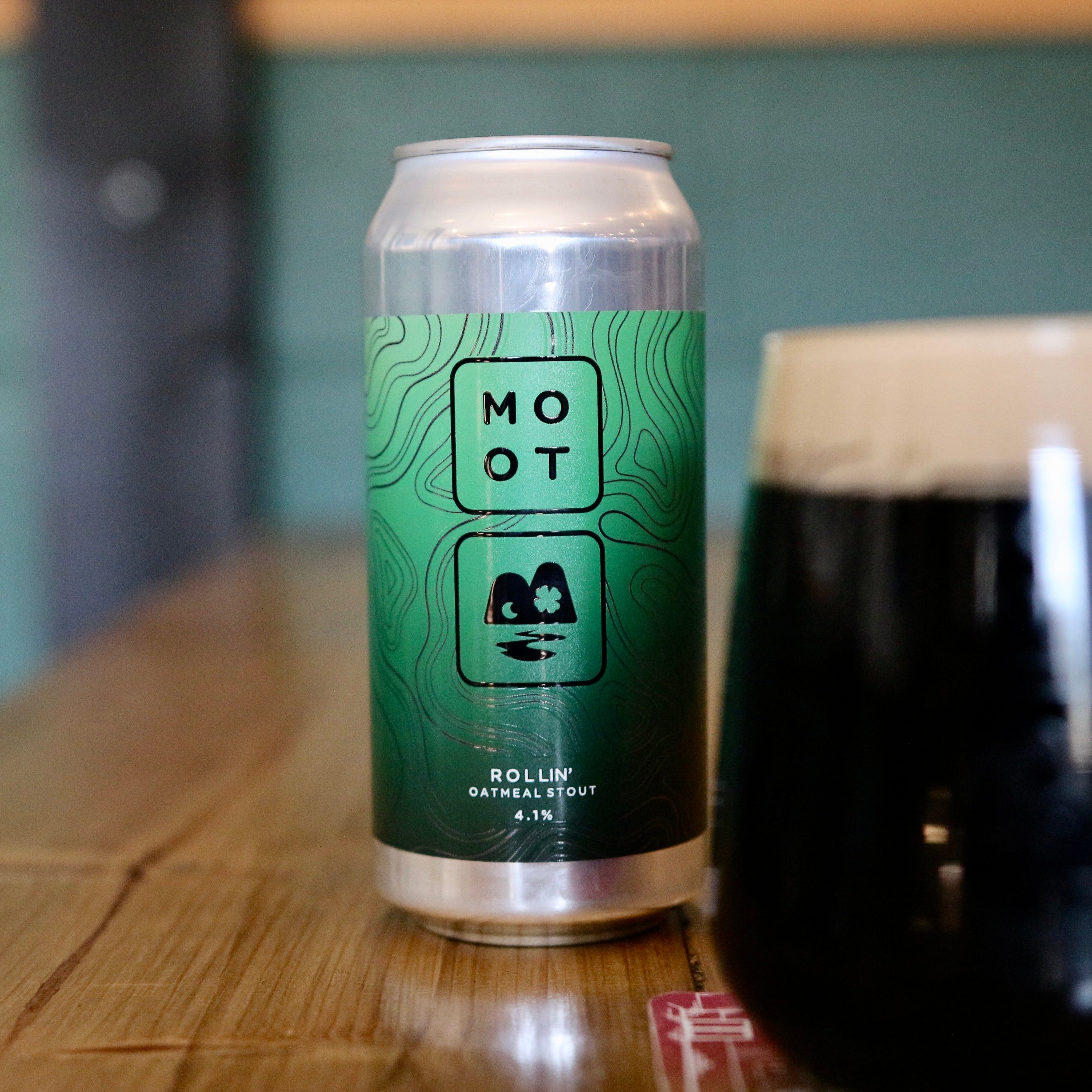 Rollin’ Stout beer label close-up with dark design and malt imagery